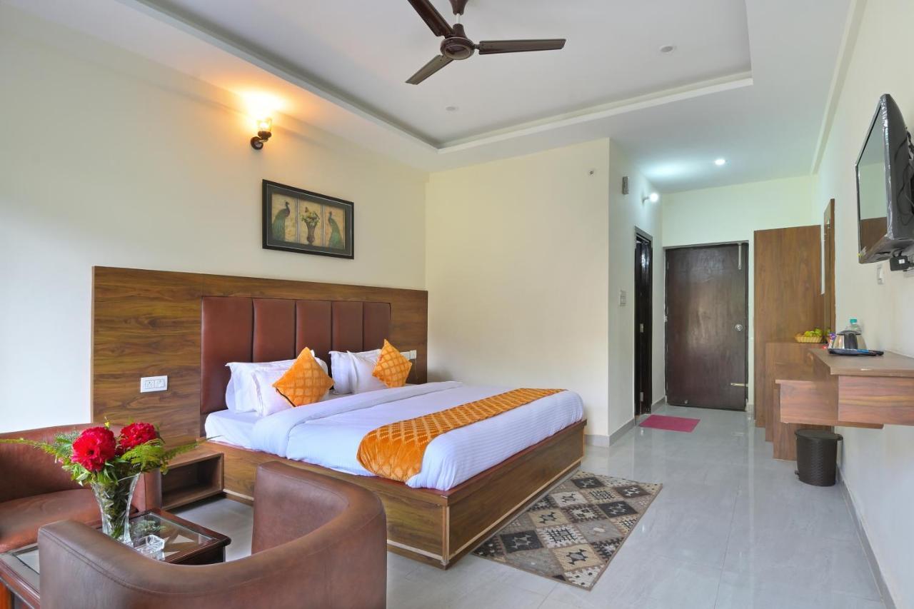 La Riqueza Dhanolti View # Near To Eco Park & Surkanda Devi Temple # Mountain View Rooms With Balcony # Big Parking # Customer Favourite Hotel دانولتي المظهر الخارجي الصورة